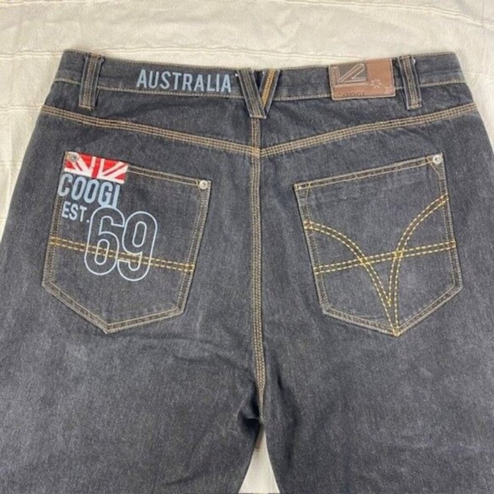 Coogi Dark Blue Denim Shorts Men's Size 40x13 Back Pocket Hit Loose Baggy Fit